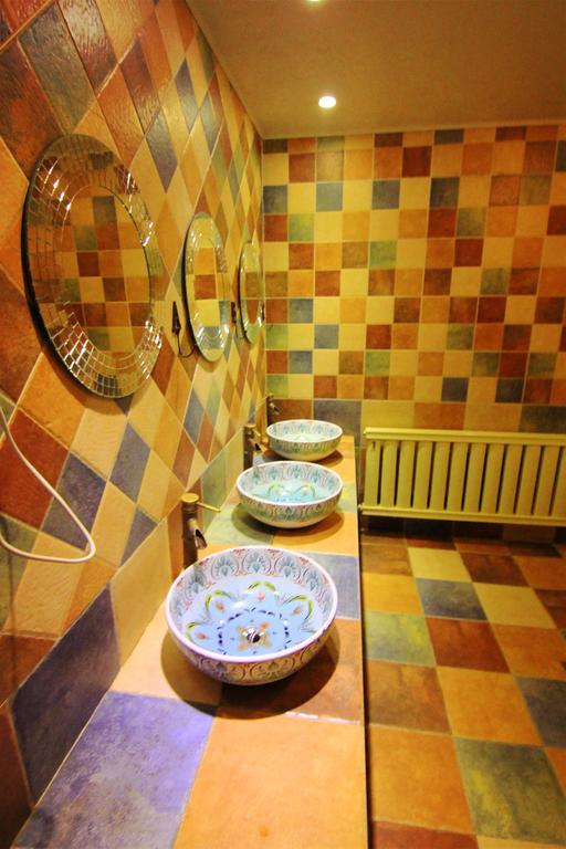 Dalian Buzz Light Year Youth Hostel ภายนอก รูปภาพ