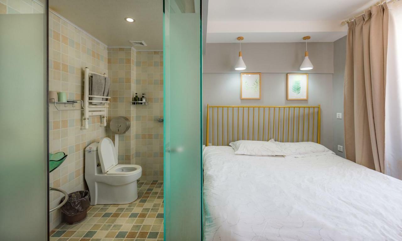 Dalian Buzz Light Year Youth Hostel ภายนอก รูปภาพ